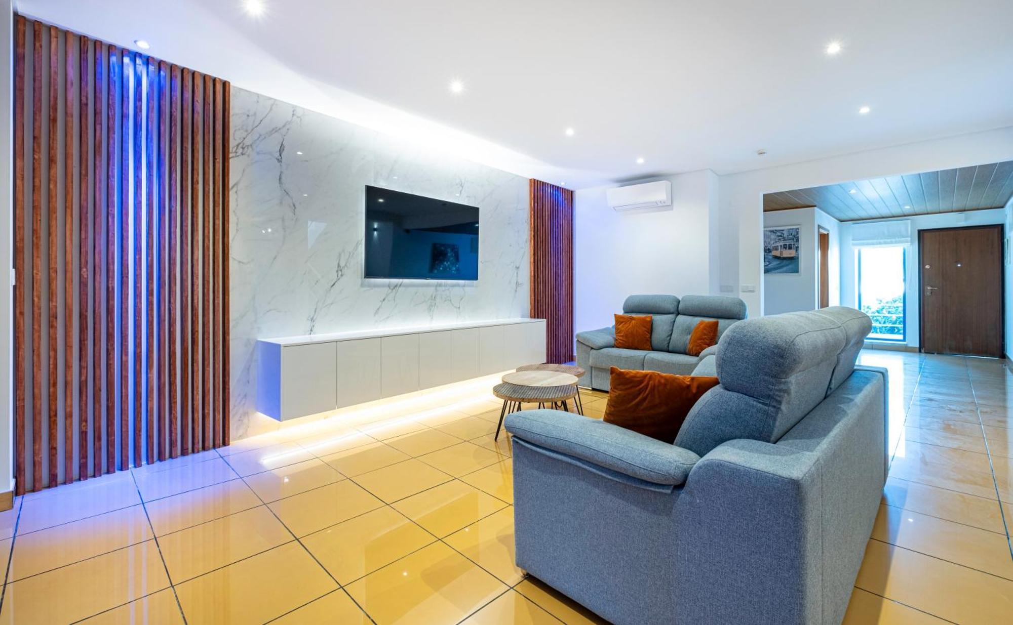 Appartement Penthouse 160Sqm Wide Terraces Pool View & Private Hot Tub & Parking à Albufeira Extérieur photo