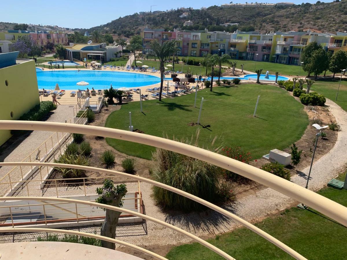 Appartement Penthouse 160Sqm Wide Terraces Pool View & Private Hot Tub & Parking à Albufeira Extérieur photo