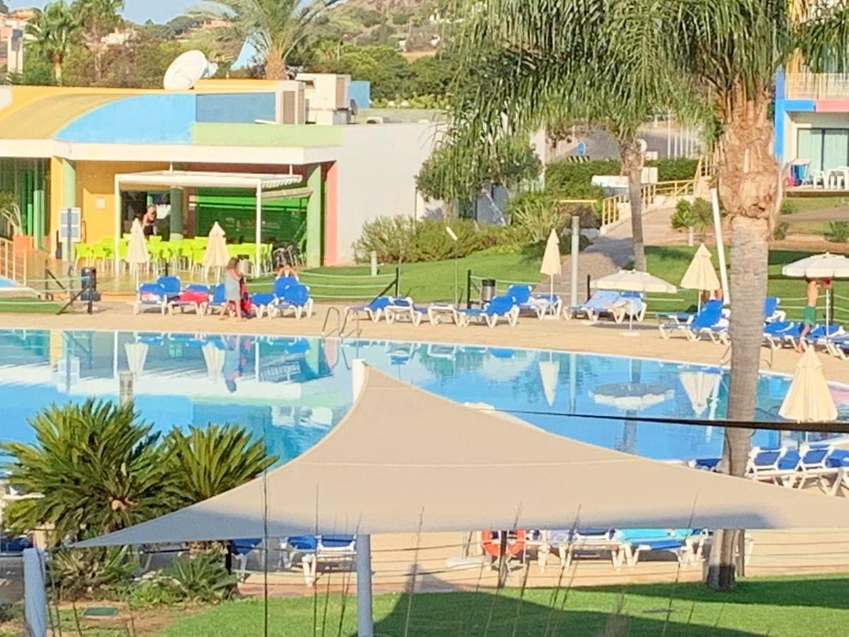 Appartement Penthouse 160Sqm Wide Terraces Pool View & Private Hot Tub & Parking à Albufeira Extérieur photo